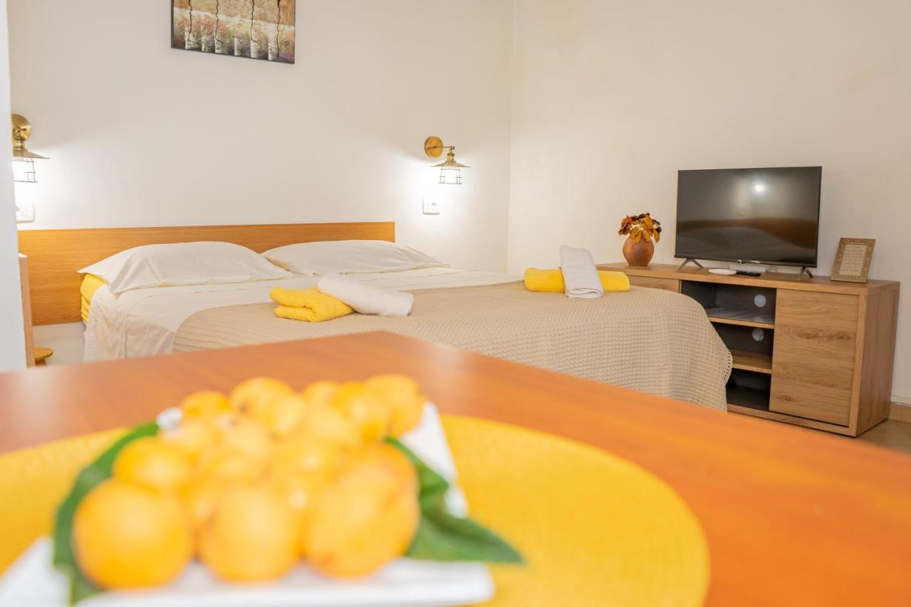 Eleonora Apartments Zadar Ngoại thất bức ảnh
